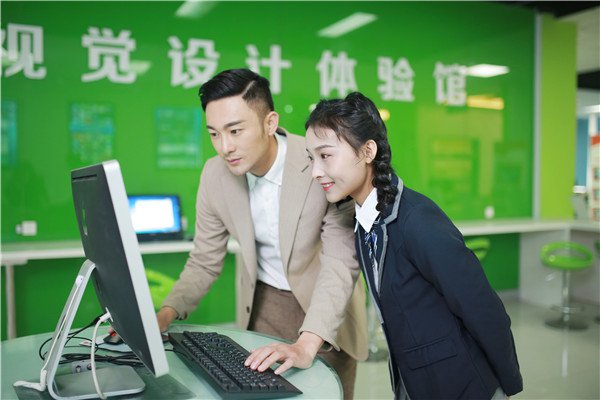 武汉新华电脑学校