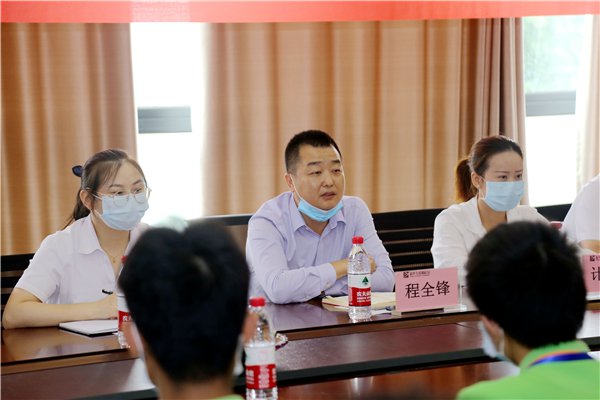 武汉新华电脑学校