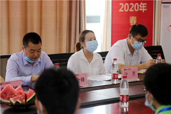 武汉新华电脑学校