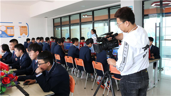 武汉新华电脑学校