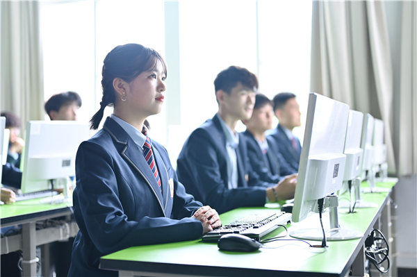 武汉新华电脑学校