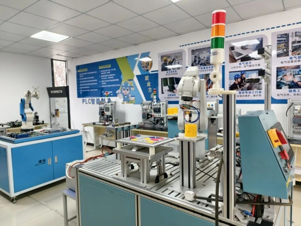 大学生求职内卷严重？硬核 PLC 技术解锁高薪赛道