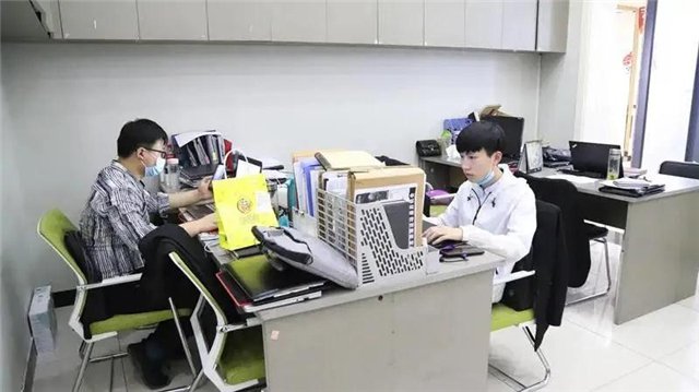 武汉亚博网导航电脑学校