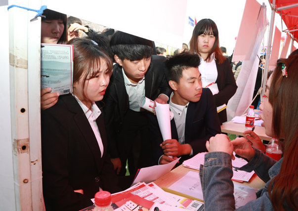 长沙县职业中专学校_华师一附中专县生考试_长沙通信职业技术学院2014年是否升为本科学校?